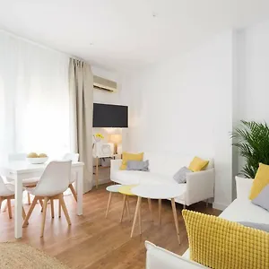 Lyrioshomes Cervantes Apartment